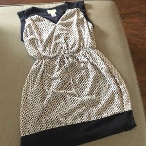 Women’s Navy blue dress with white daisy’s